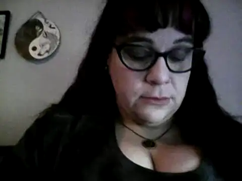 Snapshot of GothyBaby chatting on 01.02.25 GothyBaby online show from 01.02.25