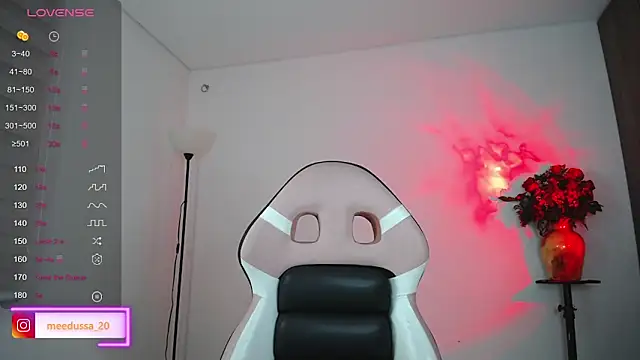 Snapshot of meedussa_20_ chatting on 02.22.26 meedussa 20 online show from 02.22.26