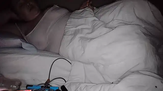 Snapshot of atlwebbie75 chatting on 02.22.26 atlwebbie75 online show from 02.22.26