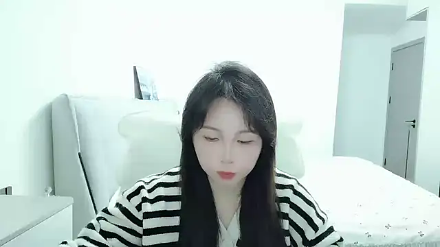 Sunset glow online show from 04.28.26