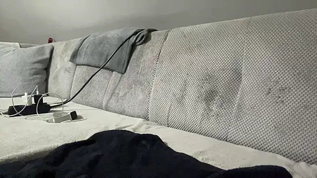 Snapshot of petuletra chatting on 10.13.25 petuletra online show from 10.13.25