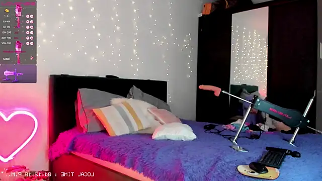 smurfette1 online show from 12.04.24