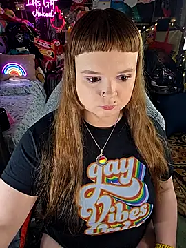 Snapshot of VelvetDiablo chatting on 06.20.26 VelvetDiablo online show from 06.20.26