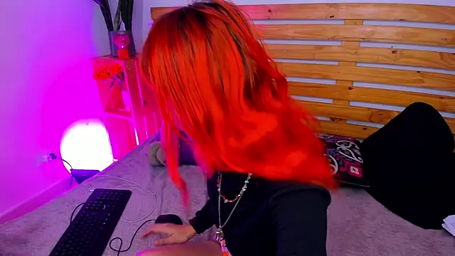 Snapshot of MaryJaneDove chatting on 02.23.25 MaryJaneDove online show from 02.23.25