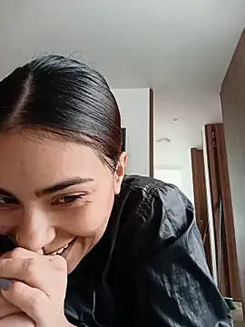 Snapshot of Ivanna2 chatting on 05.19.26 Ivanna2 online show from 05.19.26