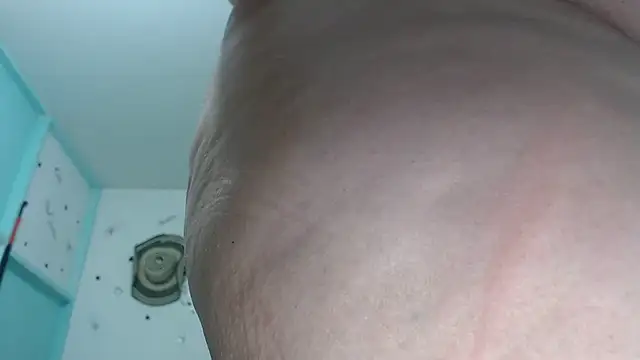 Snapshot of NatalySexxxMilk chatting on 01.20.25 NatalySexxxMilk online show from 01.20.25