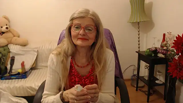 Snapshot of BlairFort chatting on 02.09.25 BlairFort online show from 02.09.25