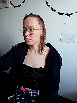 Snapshot of Aelita_bb chatting on 02.16.25 Aelita bb online show from 02.16.25