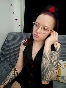 Snapshot of Aelita_bb chatting on 02.25.25 Aelita bb online show from 02.25.25