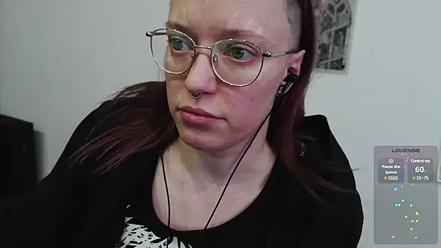 Snapshot of Aelita_bb chatting on 03.18.25 Aelita bb online show from 03.18.25