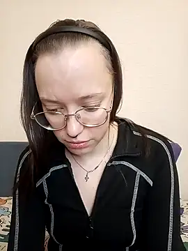 Snapshot of Aelita_bb chatting on 09.23.25 Aelita bb online show from 09.23.25