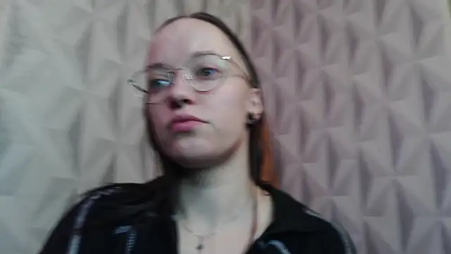 Snapshot of Aelita_bb chatting on 09.28.25 Aelita bb online show from 09.28.25