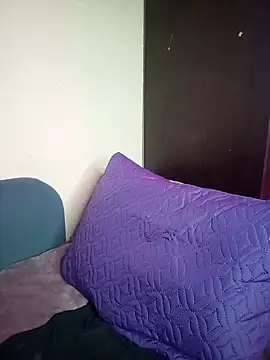 Snapshot of Aelita_bb chatting on 10.26.25 Aelita bb online show from 10.26.25