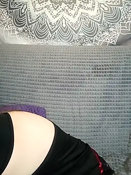 Snapshot of Aelita_bb chatting on 12.14.25 Aelita bb online show from 12.14.25