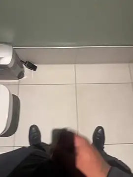 Snapshot of chocolatelongstrokes chatting on 03.28.26 chocolatelongstrokes online show from 03.28.26