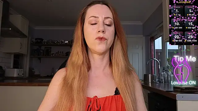 stripmequick online show from 03.08.26