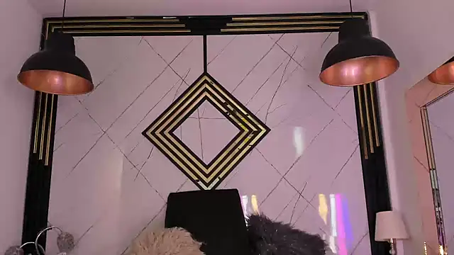 Snapshot of AdharaHills chatting on 12.04.24 AdharaHills online show from 12.04.24