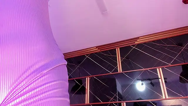 Snapshot of AdharaHills chatting on 03.16.25 AdharaHills online show from 03.16.25