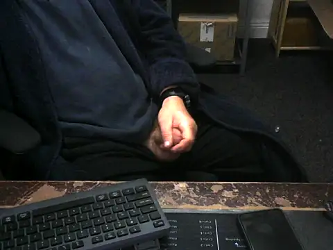 Ch3rry lover online show from 10.26.25