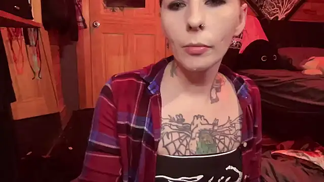 TeenyDoll online show from 10.14.25