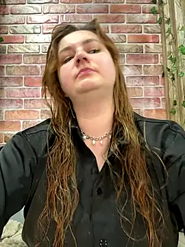 Snapshot of CandyShoopp chatting on 10.28.25 CandyShoopp online show from 10.28.25