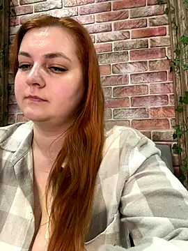 Snapshot of CandyShoopp chatting on 11.07.25 CandyShoopp online show from 11.07.25