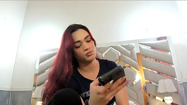 Snapshot of alexandra_fire69x chatting on 09.12.25 alexandra fire69x online show from 09.12.25