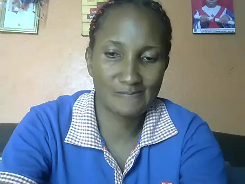 Snapshot of Athena_2019 chatting on 11.29.25 Athena 2019 online show from 11.29.25