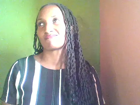 Snapshot of Athena_2019 chatting on 01.16.26 Athena 2019 online show from 01.16.26