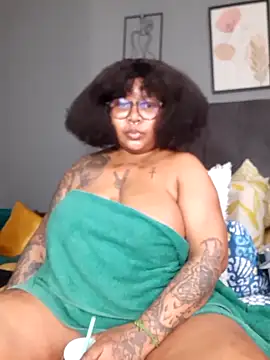 PearlSexxy69 online show from 10.13.25