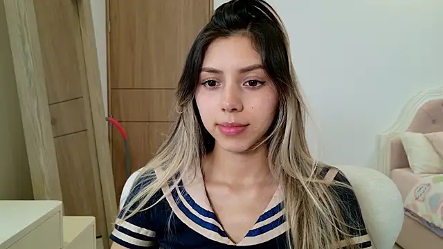 Sensualtease online show from 02.02.25