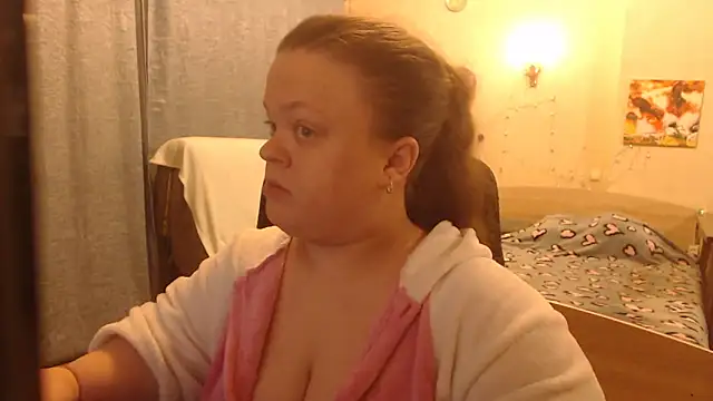 Janiffer MiMi online show from 12.29.24