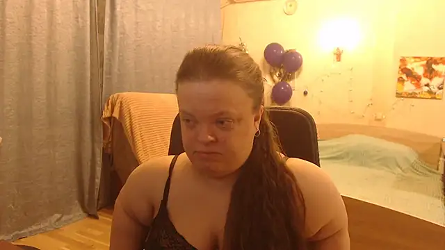 Janiffer MiMi online show from 12.31.24