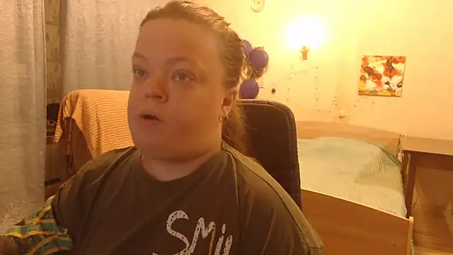 Janiffer MiMi online show from 01.04.25