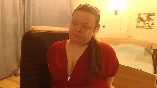 Janiffer MiMi online show from 01.05.25