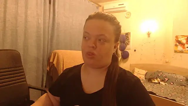 Janiffer MiMi online show from 01.12.25