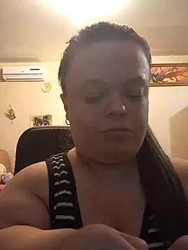 Janiffer MiMi online show from 01.12.25