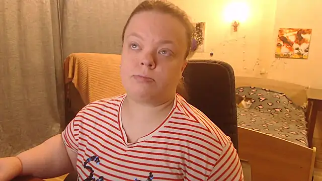 Janiffer MiMi online show from 01.14.25