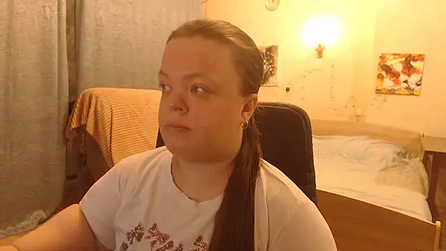 Janiffer MiMi online show from 01.20.25