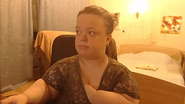 Janiffer MiMi online show from 01.21.25