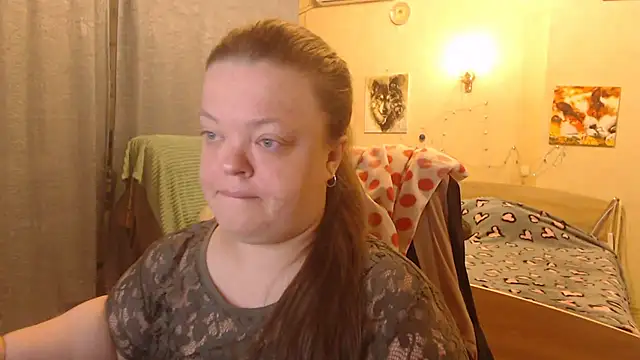 Janiffer MiMi online show from 02.08.25