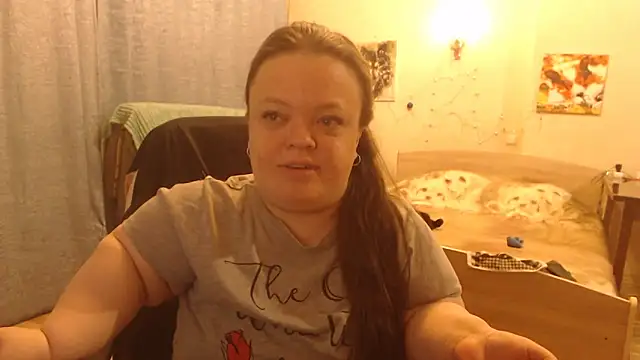 Janiffer MiMi online show from 03.07.25