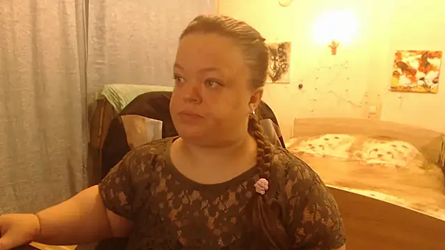 Janiffer MiMi online show from 03.10.25