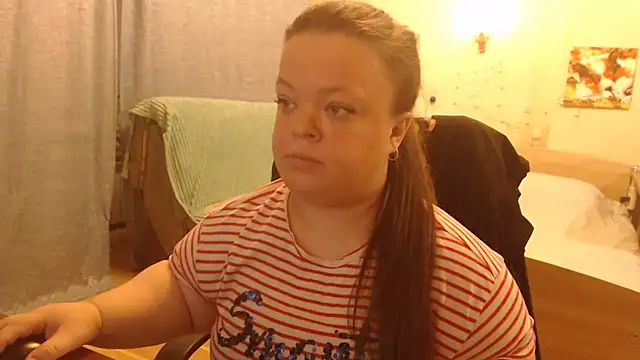 Janiffer MiMi online show from 03.12.25