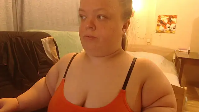 Janiffer MiMi online show from 03.17.25