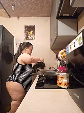 Janiffer MiMi online show from 03.20.25