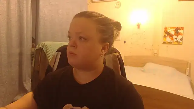 Janiffer MiMi online show from 03.21.25