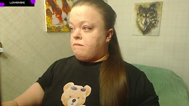 Janiffer MiMi online show from 09.17.25