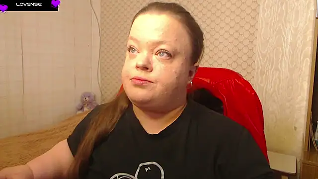 Janiffer MiMi online show from 11.13.25