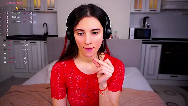 Snapshot of Holla_Molly chatting on 02.23.25 Holla Molly online show from 02.23.25